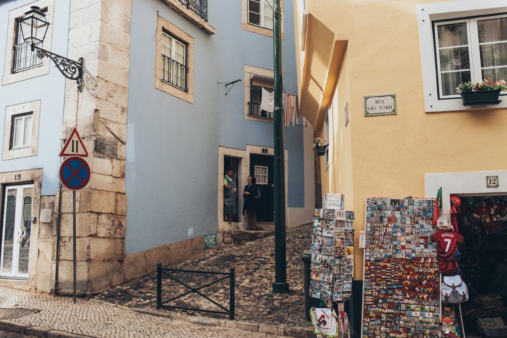 Building Alley